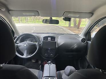 nisan altima: Nissan Sunny: 1.2 l | 2015 il Sedan — 7