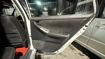 isis toyota: Toyota Allex: 2004 г., 1.5 л, Автомат, Бензин, Хэтчбэк — 8