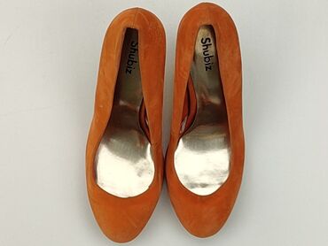 spódnice zamszowa z guzikami: Flat shoes for women, 37, condition - Good