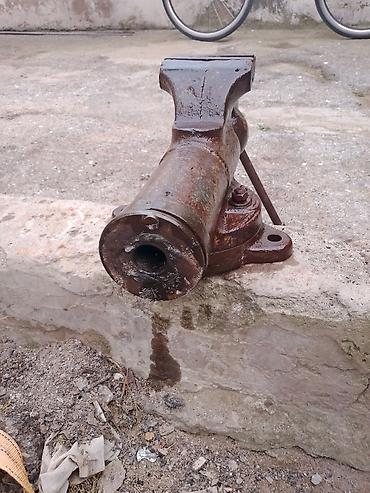 mengene satilir: Məhsul: Metal işləri üçün dəzgah qısqacı (stolüstü mengene) Təsvir: - — 2