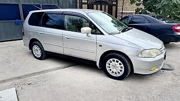 машина рул: Honda Odyssey: 2000 г., 2.3 л, Бензин, Минивэн — 5