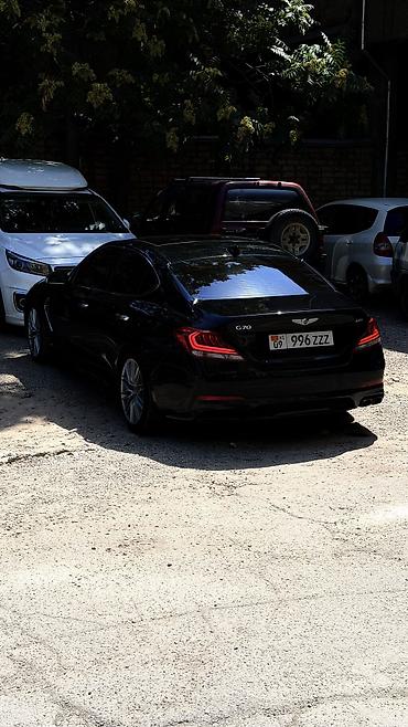 jeely coolray: Hyundai Genesis: 2019 г., 2 л, Седан — 2