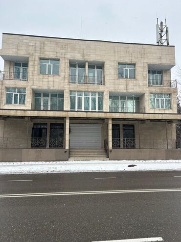 гостиница молодая гвардия: Продаю Здание, Действующий 500 м²