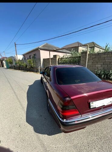 Mercedes-Benz: Mercedes-Benz C 180: 1.8 l | 1999 il Sedan — 10