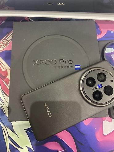 Vivo: Vivo X200 Pro, Б/у, 256 ГБ, цвет - Черный, 2 SIM — 1