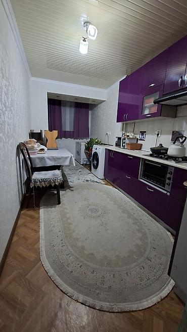 меняю квартиру на авто: 3 комнаты, 72 м², 105 серия, 1 этаж — 9
