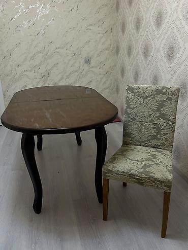 islenmis masa: Qonaq otağı üçün, İşlənmiş, Açılan, Oval masa, 4 stul — 4