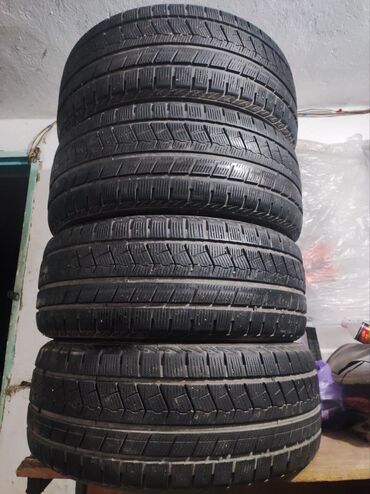 китайские автошины: Шиналар 235 / 45 / R 18, Кыш, Колдонулган, Комплект, Жеңил унаалар, Кытай
