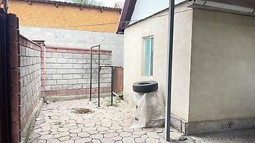 хранение вещей: Продается жилой дом с огороженной территорией и удобным въездом для — 3