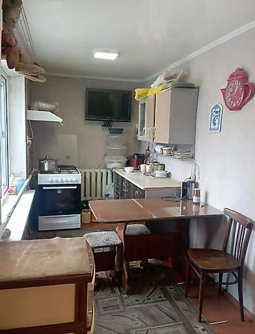 Продажа коттеджей и домов: Продается дом район молодая гвардия Васильева. В доме имеется 4 жилые — 14