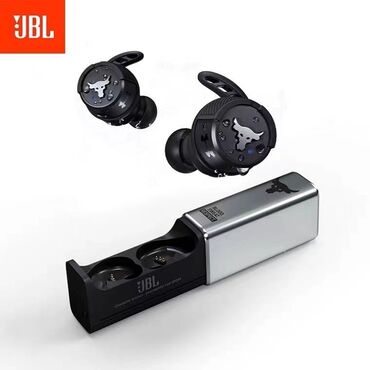 vakuum aparatı: JBL Under Armour Project Rock True Wireless X Orijinal və bağlı qutuda