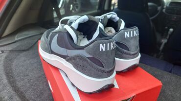 Nike patike nove 41br 50 evra