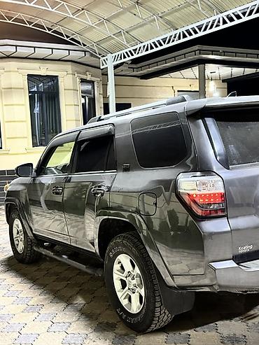 Продажа авто: Toyota 4Runner: 2021 г., 4 л, Бензин, Внедорожник — 4