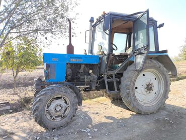 скутеры новые: Трактор «Беларус» МТЗ 82.1 (надпись на борту). Основные