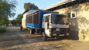 Грузовики: Грузовик, Volvo, Стандарт, 7 т, Б/у