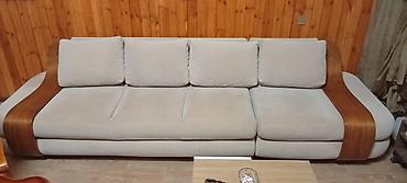 Mebel dəsti – geniş 4 yastıqlı divan və aşağı profilli kofe masası -