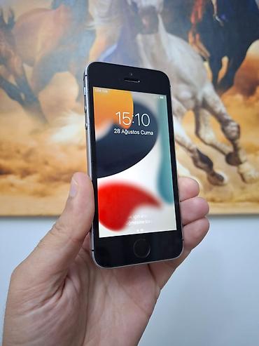 iphone islenmis telefonlar: IPhone SE, 32 GB, Qara, Barmaq izi — 1