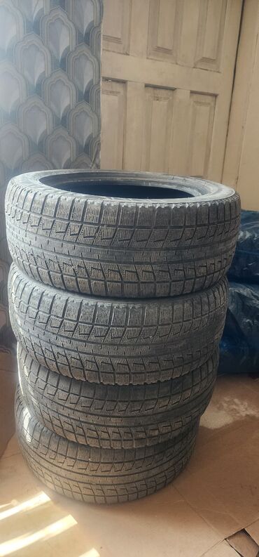 Шины: Шины 215 / 55 / R 16, Зима, Б/у, Комплект, Легковые, Япония, Bridgestone