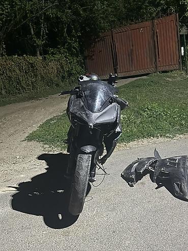 матасыкил: Спортбайк Ducati, 400 куб. см, Бензин, Чоңдор үчүн, Колдонулган — 1