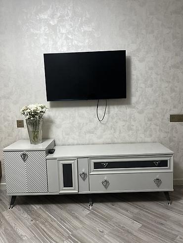 embawood tv stendler: Tv altlığı satılır. Real alıcılar əlaqə saxlasın. Embawood’dan alınıb — 1