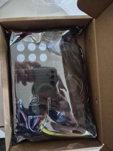 Velosiped ehtiyyat hissələri: 5 eded ANL bolt sığorta 150A. 1 eded 75100 VESC 1 eded DC-DC step-down — 25