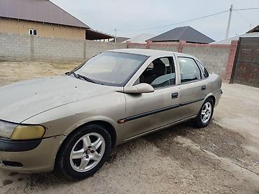 обмен дома: Opel Vectra: 1997 г., 1.8 л, Механика, Бензин, Седан — 3