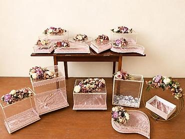 pion gulleri: Toy və nişan üçün bəzəkli hədiyyə qutuları və vitrindən ibarət dəst - — 4
