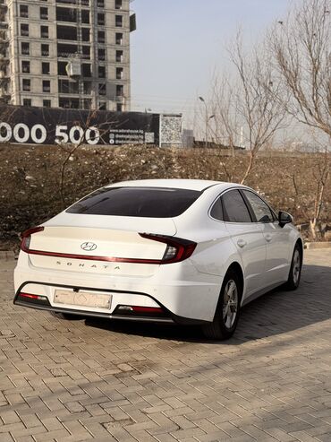 Hyundai: Hyundai Sonata: 2021 г., 2 л, Автомат, Газ, Седан — 6