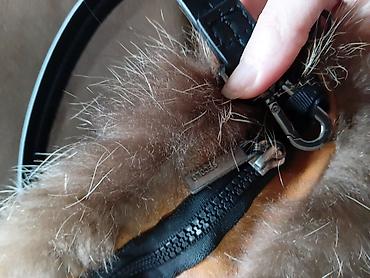 Modni rančevi: Plišana torbica sa krznom – polumesec/banana model - Materijal — 9