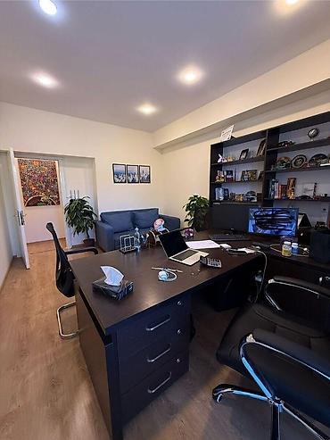 Коммерческая недвижимость: İcarəyə verilir 8 otaqlı ofis 200 m², Nəriman Nərimanov m. Daha 7 — 2