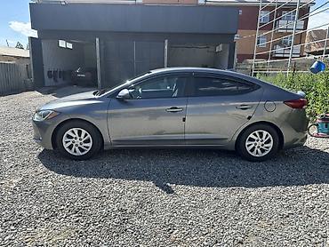 385 55: Hyundai Elantra: 2018 г., 2 л, Типтроник, Бензин, Седан — 2