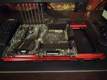Sərt disklər (HDD): Open Air Keys RED

+ MSI B550 PRO plata - 200AZN