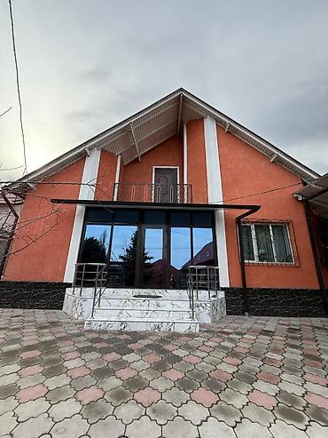 Продажа коттеджей и домов: 🏡 Продаётся Дом в районе Арча-Бешик по 1 линии 4.6сот(фактич 6сот) — 1