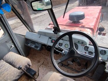 Тракторы: Продаю трактор Т150 с 6ти-корпусным плугом и АРЫЧНИКОМ, в отличном