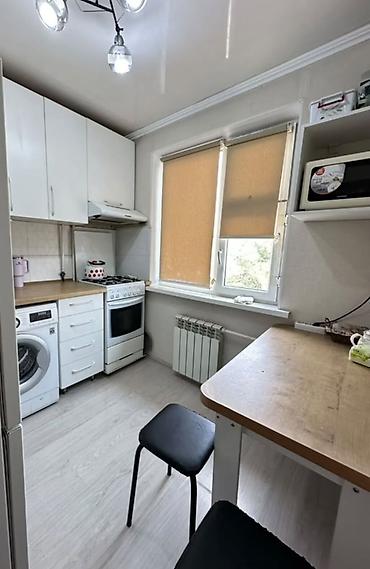 Продажа квартир: 2 комнаты, 44 м², 5 мкр 104 серия, 4 этаж, Евроремонт — 2