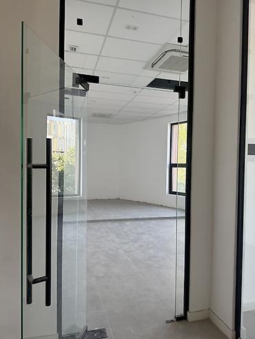 аренда места тц: Сдаю The entire store: Clothes, shoes, 35 м², В торговом центре, Не действующий — 3