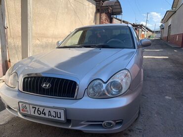 Hyundai: Hyundai Sonata: 2006 г., 2 л, Механика, Бензин, Седан