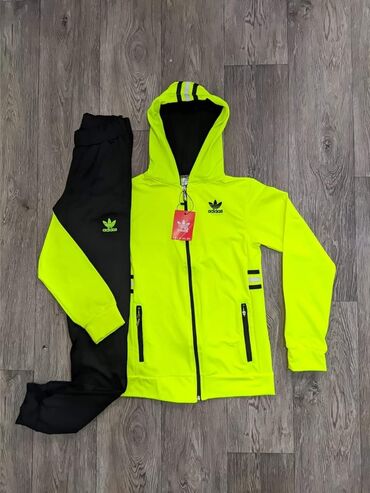 Gornji i donji deo: Extra ženske nove komplet trenerke od licre S,M,L,XL,XXL veličine za na lalafo.rs — 12 Gornji i donji deo: Extra ženske nove komplet trenerke od licre S,M,L,XL,XXL veličine za — 12