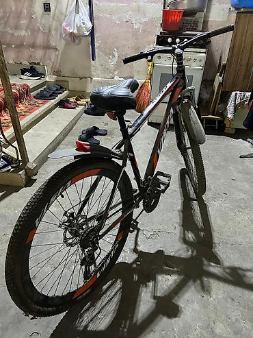 Velosipedlər: 29 luq velosiped.2024 -ci ildə alınıb,az sürülüb.istəyən olsa qiymətdə — 1