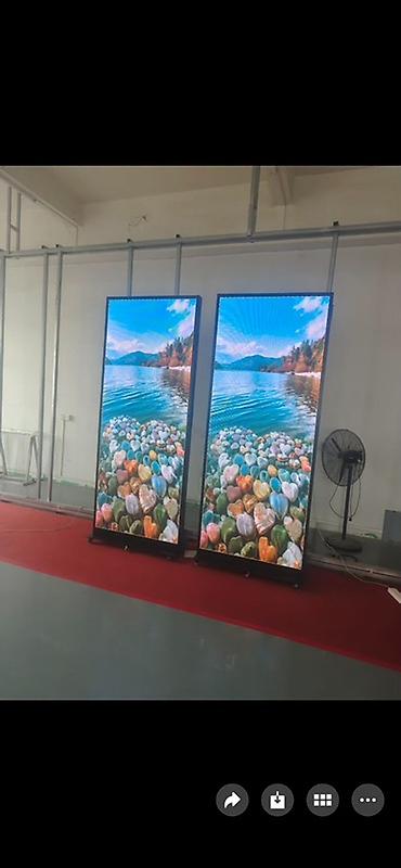 Светодиодный напольный экран-стойка (LED Poster) - Форм‑фактор