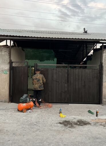 железные перила: Распашные ворота Стальные