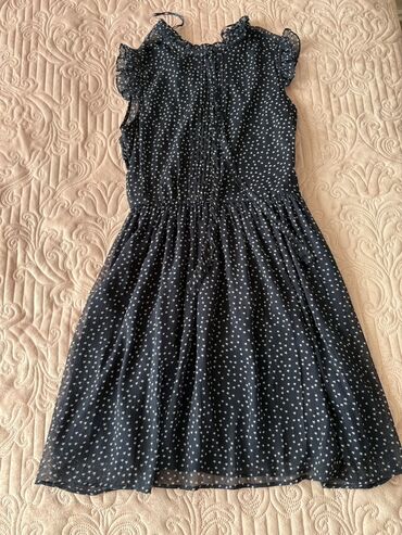 красивые платья на прокат в баку: Gündəlik don, Mini, Zara, XS (EU 34)