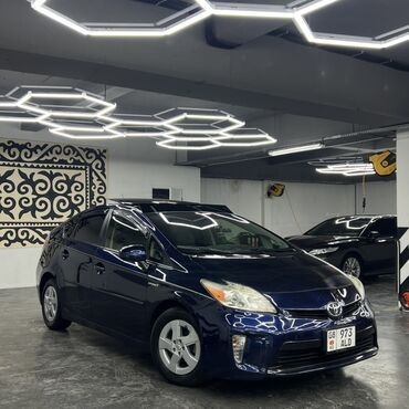 Toyota: Toyota Prius: 2013 г., 1.8 л, Вариатор, Гибрид, Хэтчбэк