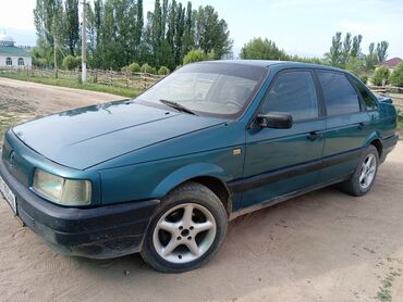 Volkswagen: Volkswagen Passat: 1991 г., 2 л, Механика, Бензин, Седан
