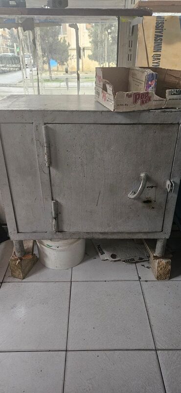 Seyflər: Metal seyf dolab - Material: qalın metaldan hazırlanmış, möhkəm — 5