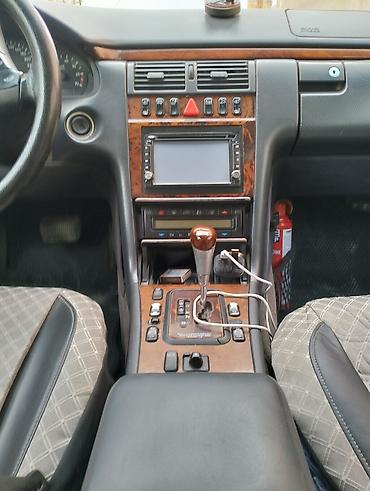 Mercedes-Benz: Mercedes-Benz E 280: 2.8 l | Sedan — 18