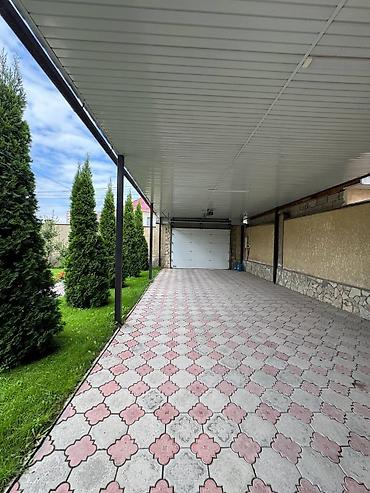 Продажа коттеджей и домов: 📍ул.Бакаева 🔘6-комнат 🔘2 этажа 🔘327м² Особняк расположен в одном из — 2