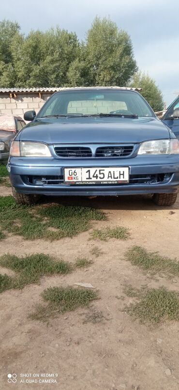 nissan almera седан: Toyota Carina: 1996 г., 1.8 л, Механика, Бензин, Седан