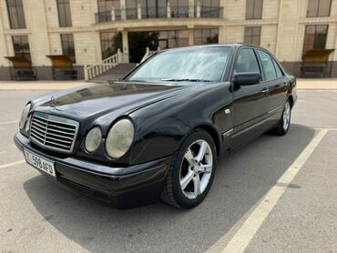 мерседес даймлер: Mercedes-Benz 230: 1996 г., 2.3 л, Автомат, Бензин, Седан