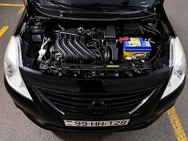 Nissan: Nissan Sunny / Versa sedan - Kuzov: sedan, qara rəng - Yürüş/il — 5